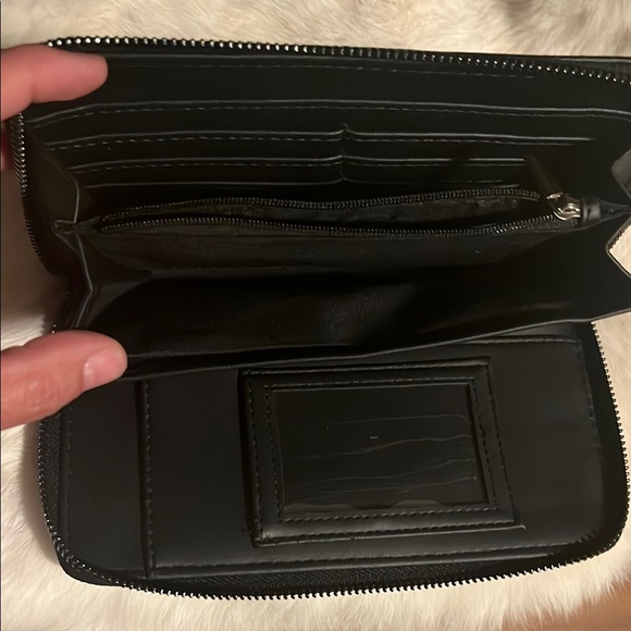 Betsey Johnson Black Embossed Wallet - Picture 4 of 9